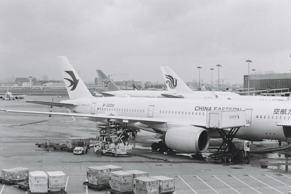 Chauffeur privé aéroport nice : voyagez l'esprit tranquille